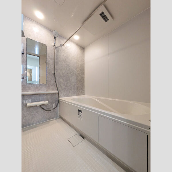 ラピスラズリ東林間302号室 お風呂