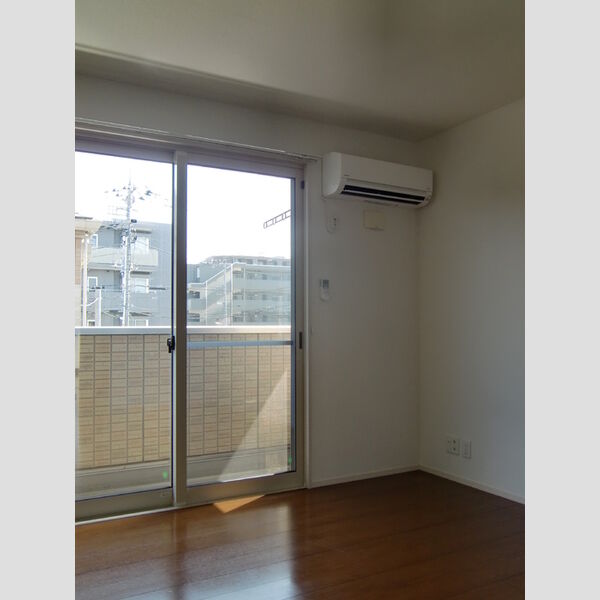 コンフォール　ヴァンテ　A棟　A LDK12.6帖