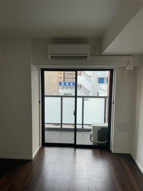 AZEST横浜山王 リビング