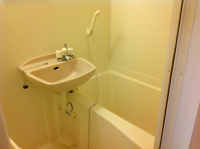 レオパレス愛 内観