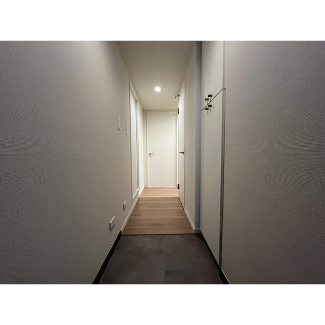 オーパスホームズ白山0903号室 玄関