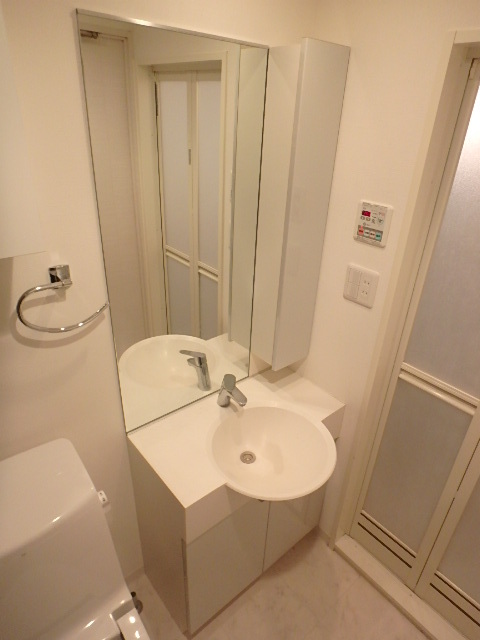 グランド・ガーラ代々木参宮橋3階 独立洗面化粧台