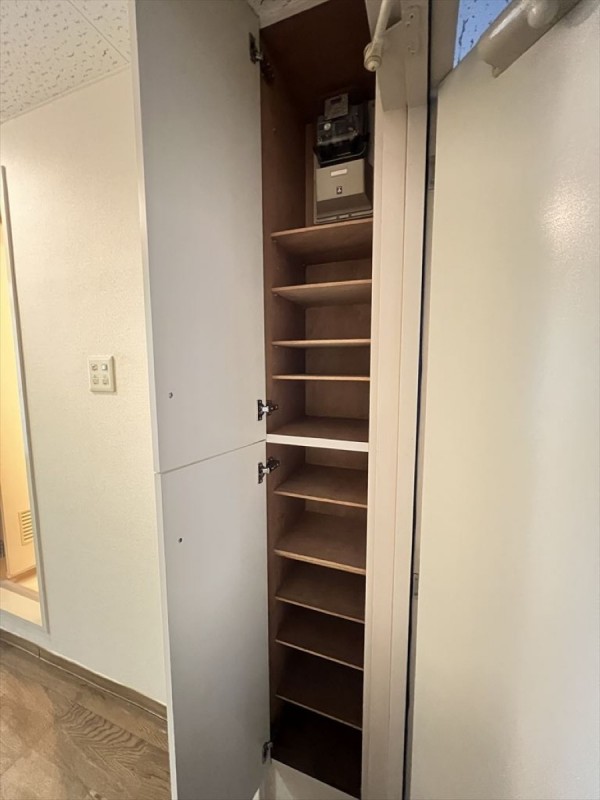 ベルファース朝霞台1階 玄関