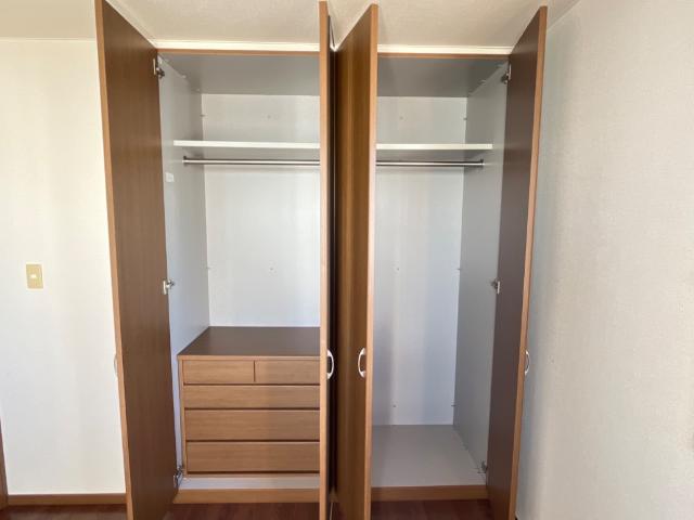 ラベンダー湘南 クローゼット