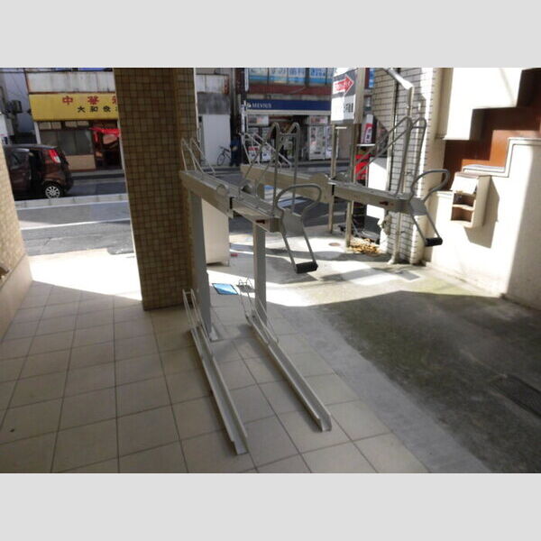 ヴィレッヂ大和東 駐輪場