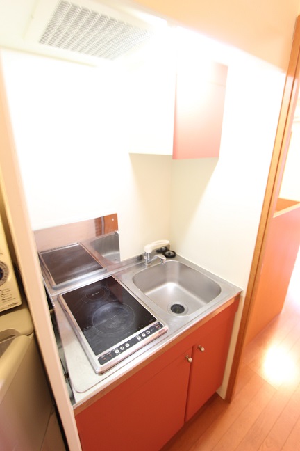 レオパレスＦＵＴＵＲＥ３０ 玄関