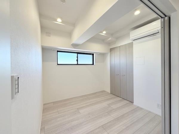 エレミ本蓮沼7階 リビング