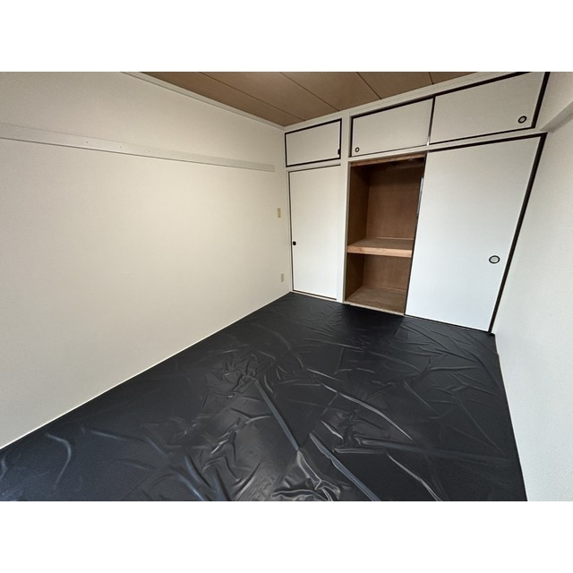 ブルジョン７ 内観