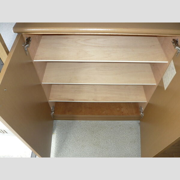 セジュール狩場 玄関収納