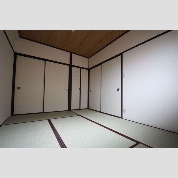 スカイハイツYOSHIMI403号室 和室