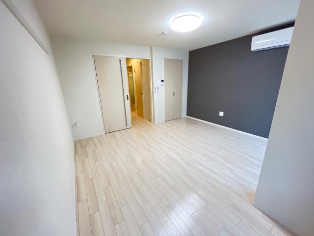 サンフラワーガーデン 室内