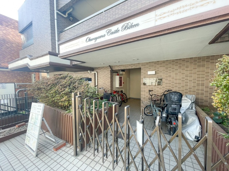 大倉山キャッスル美研3階 エントランス