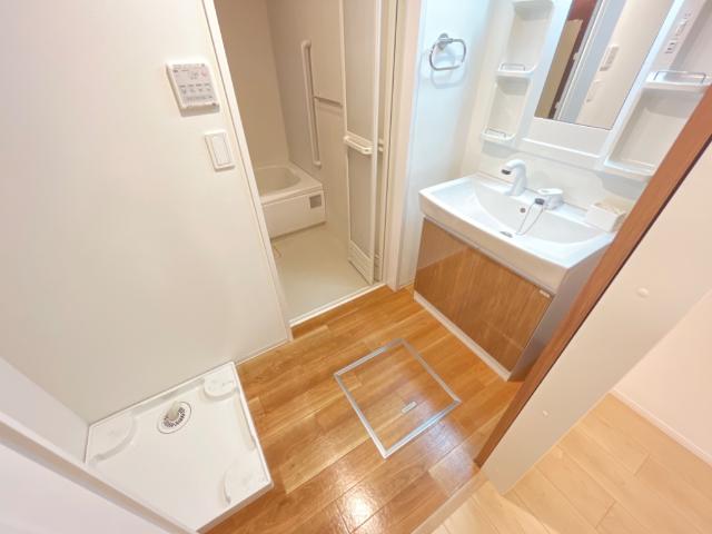 フィオーレ西平山102号室 洗面所