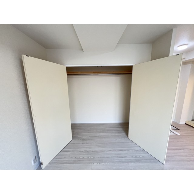 ウィンズベルⅡ303号室 内観