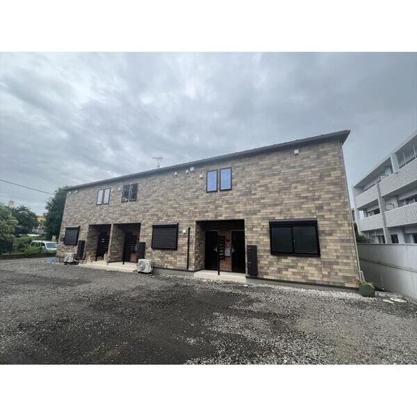 グランシャリオ102号室 外観