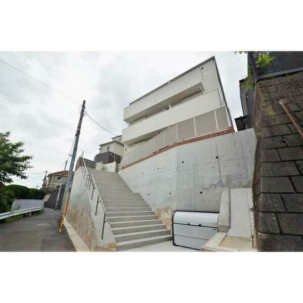 ファーストシーンの外観画像