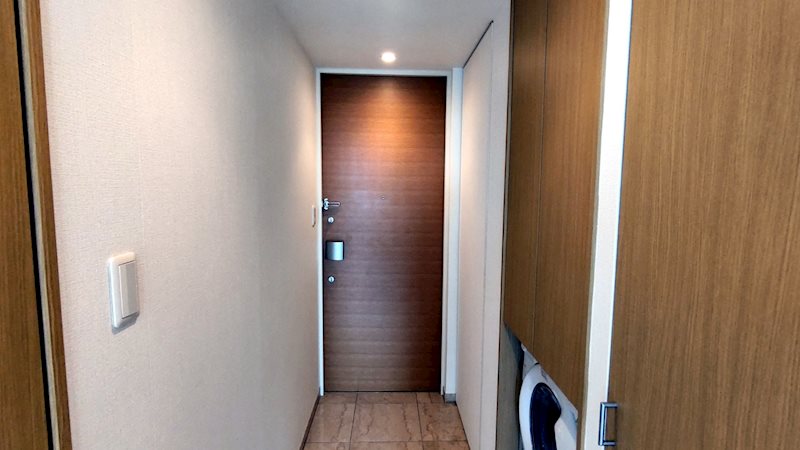 レジディアタワー乃木坂10階 玄関