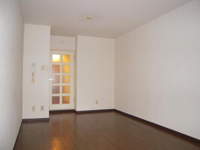 サンライズ東中野 居室3