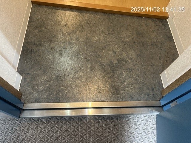 サンテミリオン目白 玄関