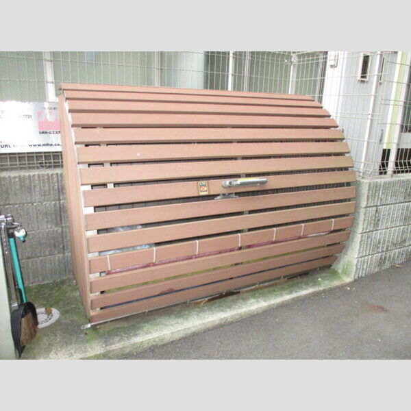 Magnolia cout[マグノリアコート]　Ⅱ305号室 ゴミ箱