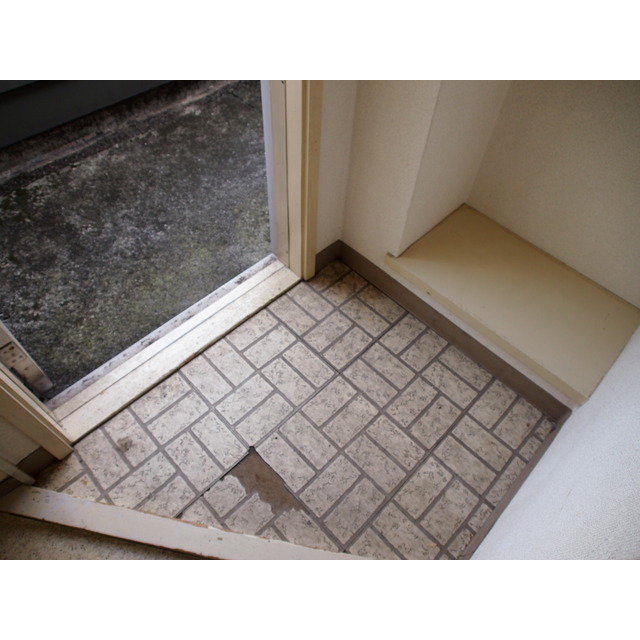 Y'S荻窪 玄関スペースです