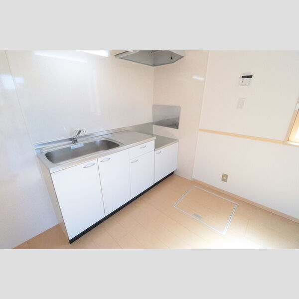 イーストハウスⅡ二ツ宮 システムキッチン