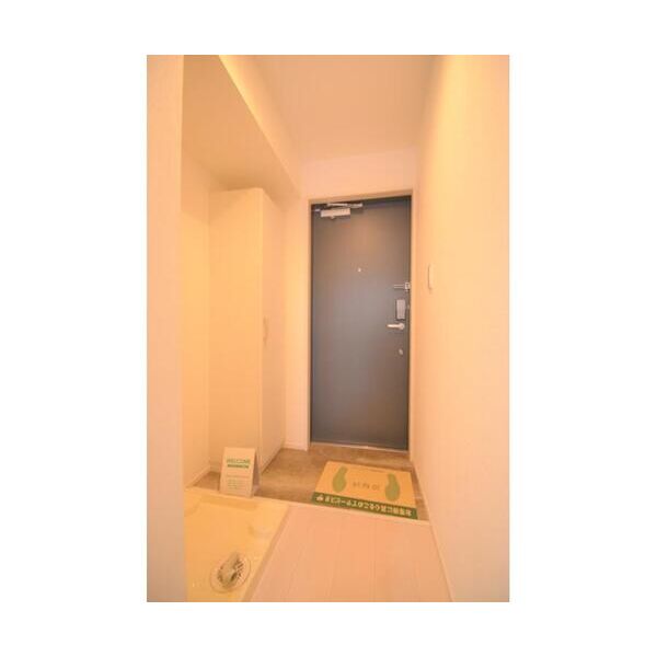 アットリラ稲毛海岸A 玄関