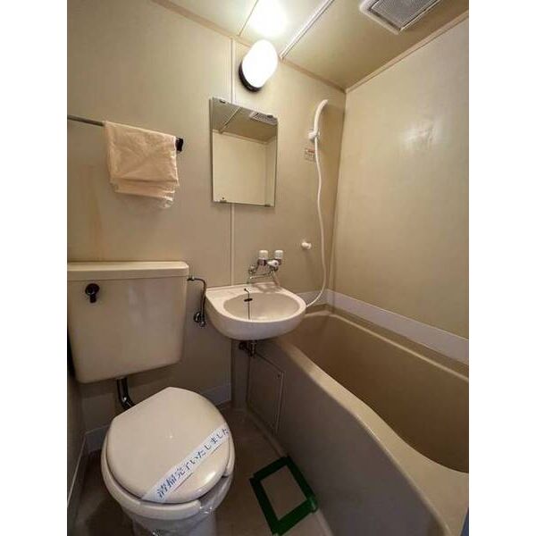 クレスト津田沼第010203号室 洗面