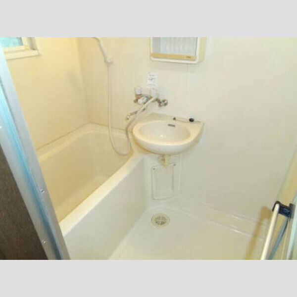 ガーデンハイツ105号室 同建物別部屋の参考画像