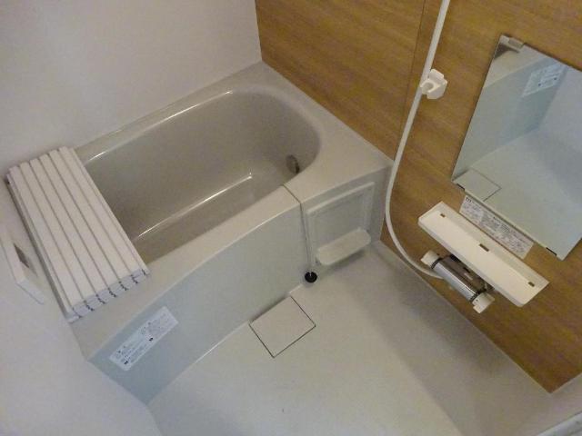 ユニヴァリィ　ルークス302号室 浴室