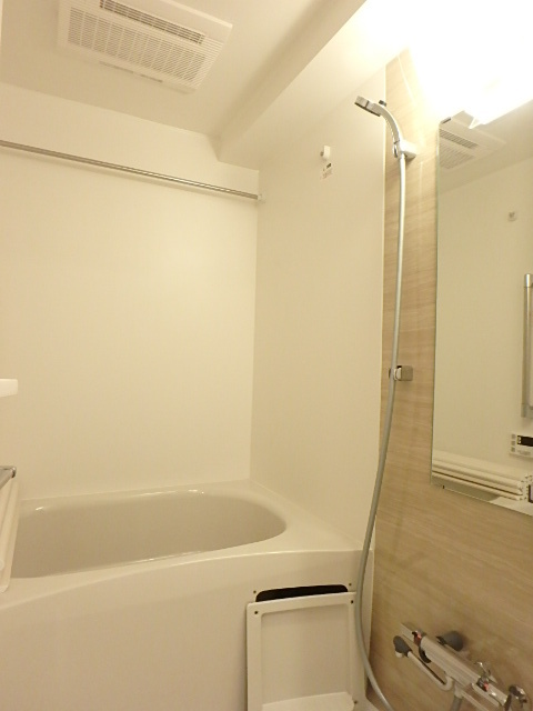 ガーラ・プレシャス神宮外苑 日々の疲れを癒すお風呂付です