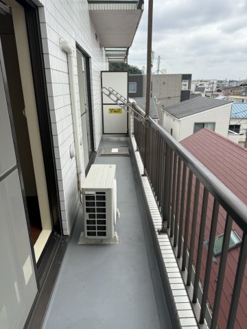 ピノワール大倉山 バルコニー