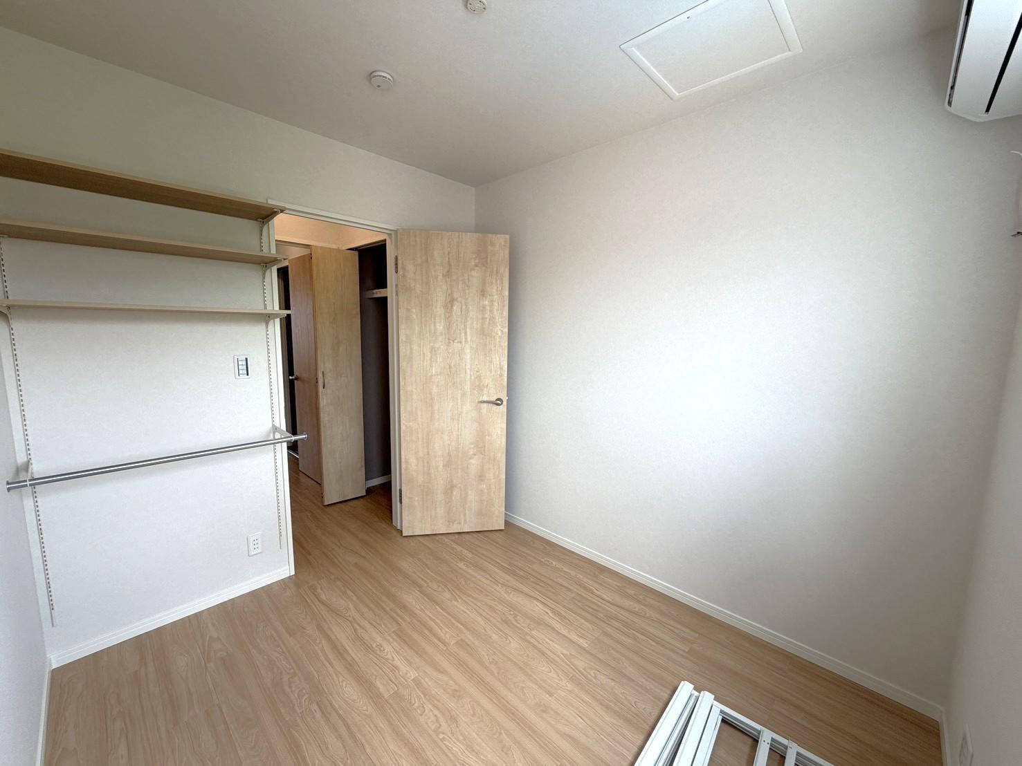 MOK-TERRACE　AOI 在宅ワークや趣味に没頭できる！可動棚付なので本棚にもおすすめ