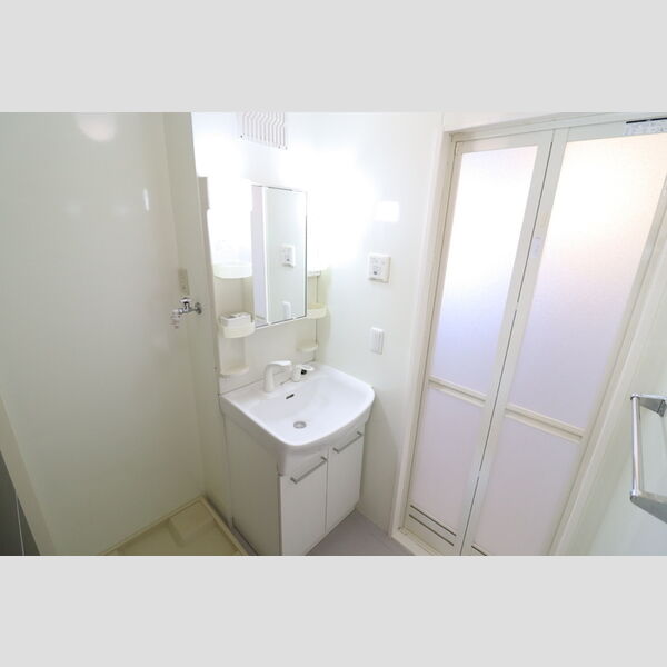 ウィスタリア イースト　A 洗髪洗面化粧台