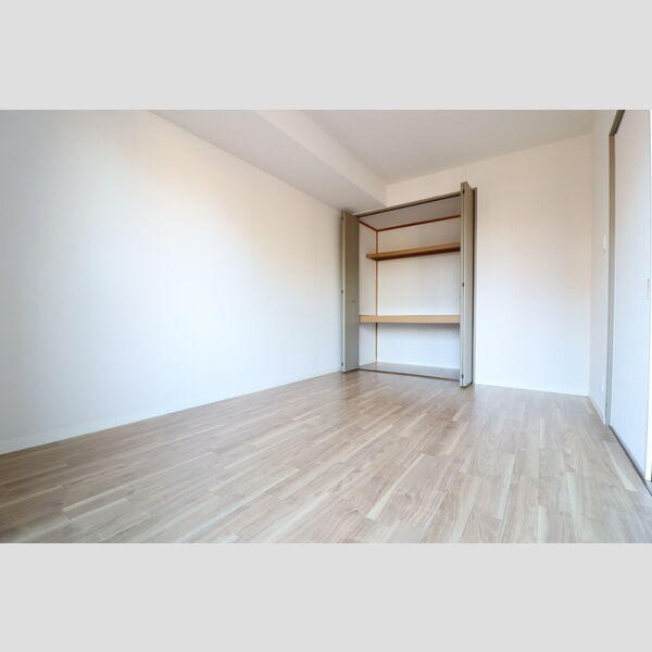 ヴィラージュ　D101号室 洋室