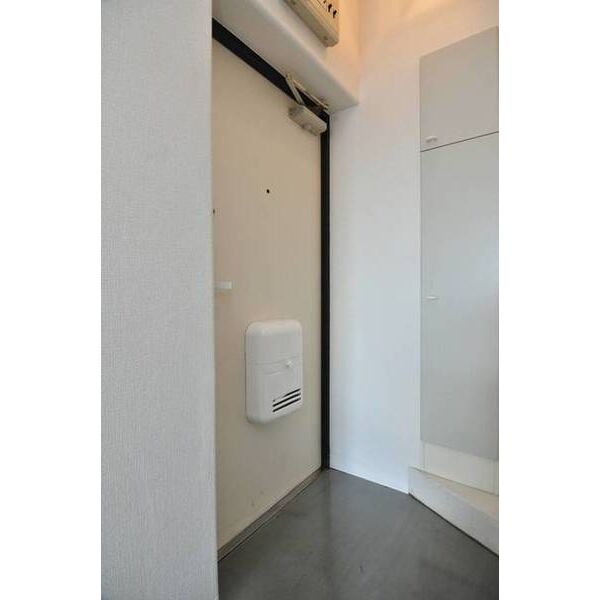 ラ・パルフェ・ド・プリモ0402号室 玄関