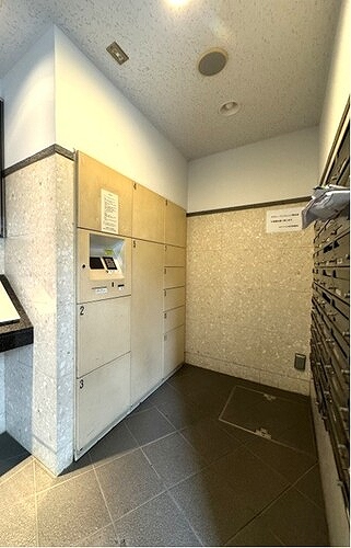 ライオンズマンション目白13階 宅配ボックス、メールボックス　※前回募集時2024年2月写真