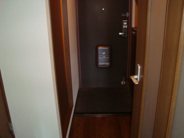 イーストピア 玄関