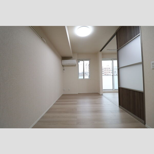 アメニティ 本千葉305号室 洋室