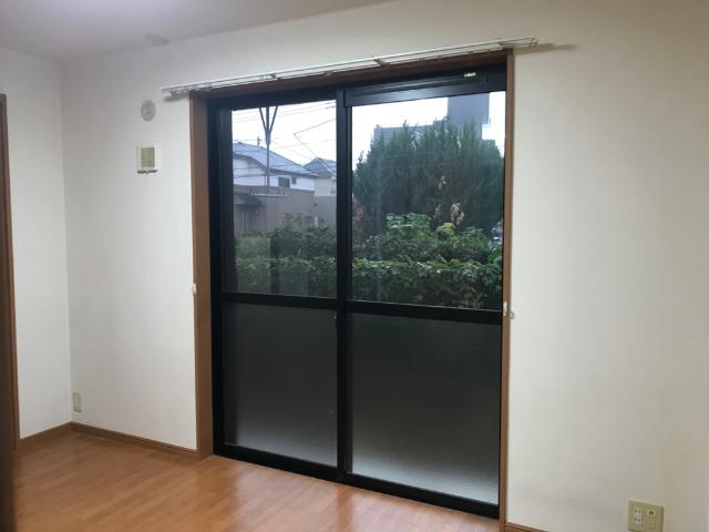 カームハウス 洋室