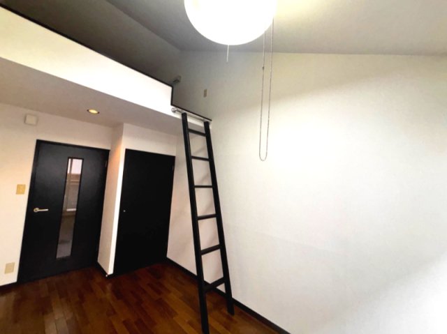 リエス稲田堤 内観