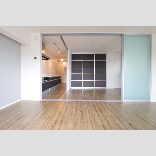 ピラタス　ⅩⅡ LDK・洋室