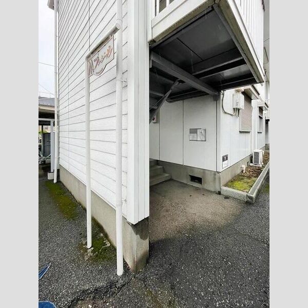 Mプレジール エントランス