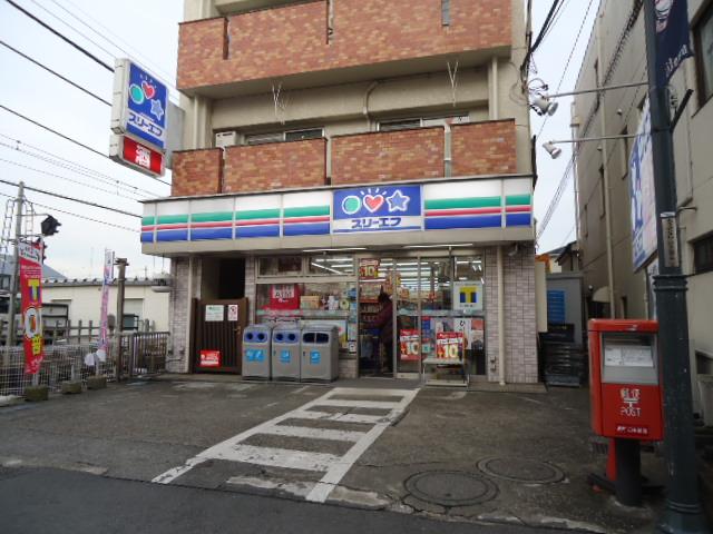 ラビランスＢ スリーエフ所沢下山口駅前店まで882ｍ