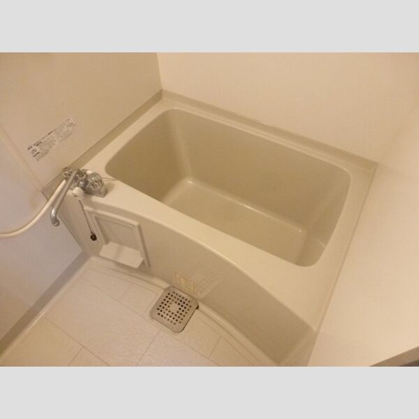 オークヒルズ　壱/弐/参番館壱101号室 UB