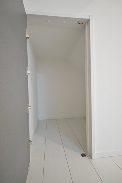 Ｔｈｅ　Ｒｅｓｉｄｅｎｃｅ　Ｎｉｈｏｎｂａｓｈｉ地下1階 （DK）