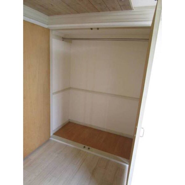 ロフト新座 収納