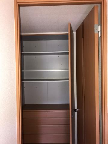 サンヴィラージュ102号室 収納