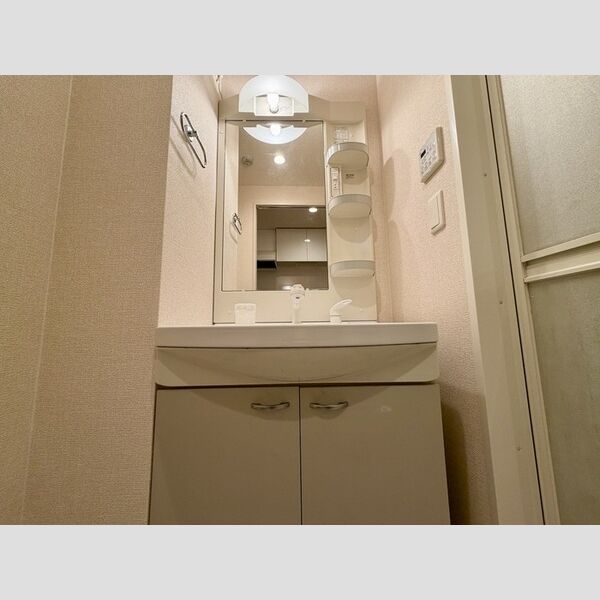 アンクレージュ西船橋605号室 洗面所