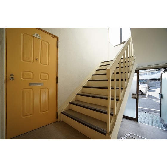 トクスケマンション0301号室 エントランス共用部